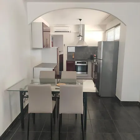 Rez-de-chaussee Bastia Appartement *